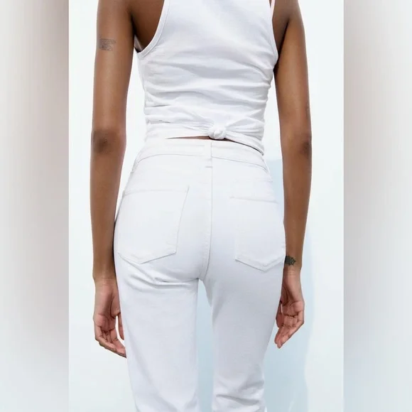 Women's Black Jeans - Picture 13 of 16